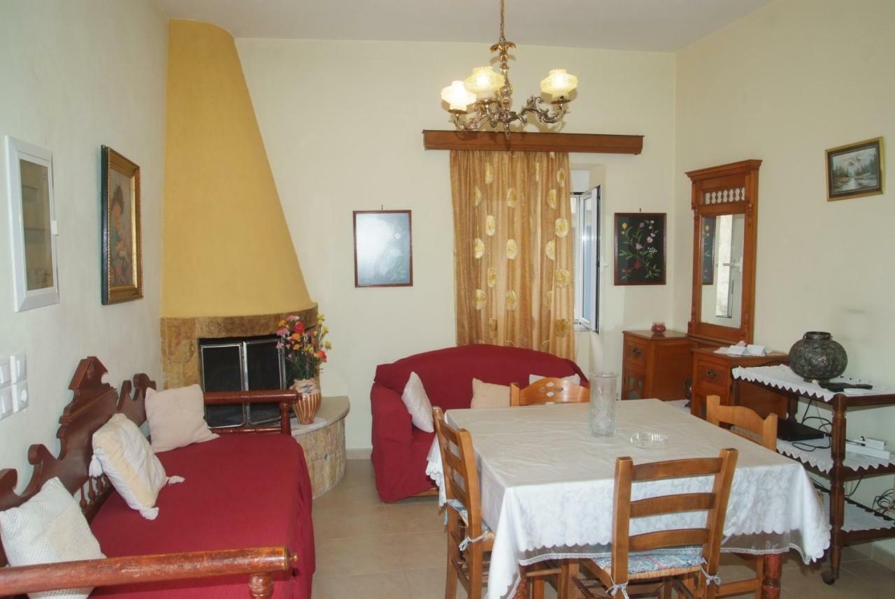 Tourloti Village House エクステリア 写真